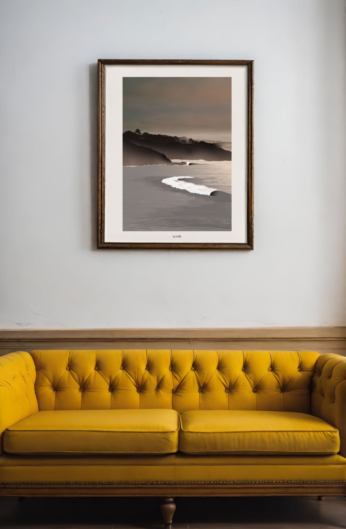 Affiche de paysage côtier avec falaises, océan et lumière brumeuse.